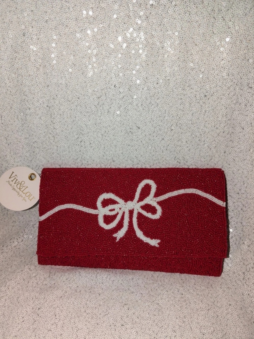 Viv And Lou Red beaded Clutch With Beaded Bow And Detachable Gold ChainNWT